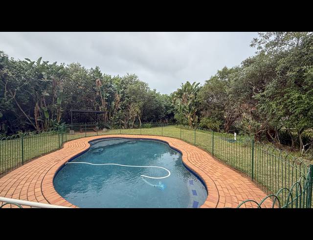 3 BEDROOM TOWNHOUSE TO LET IN ZIMBALI ESTATE